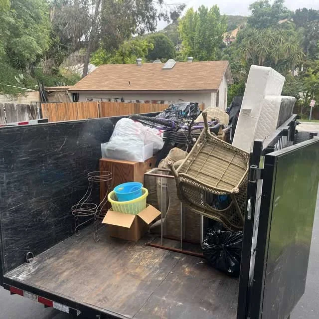 Securely Strapped & Loaded 16-Ft Hauling Truck — North Spokane